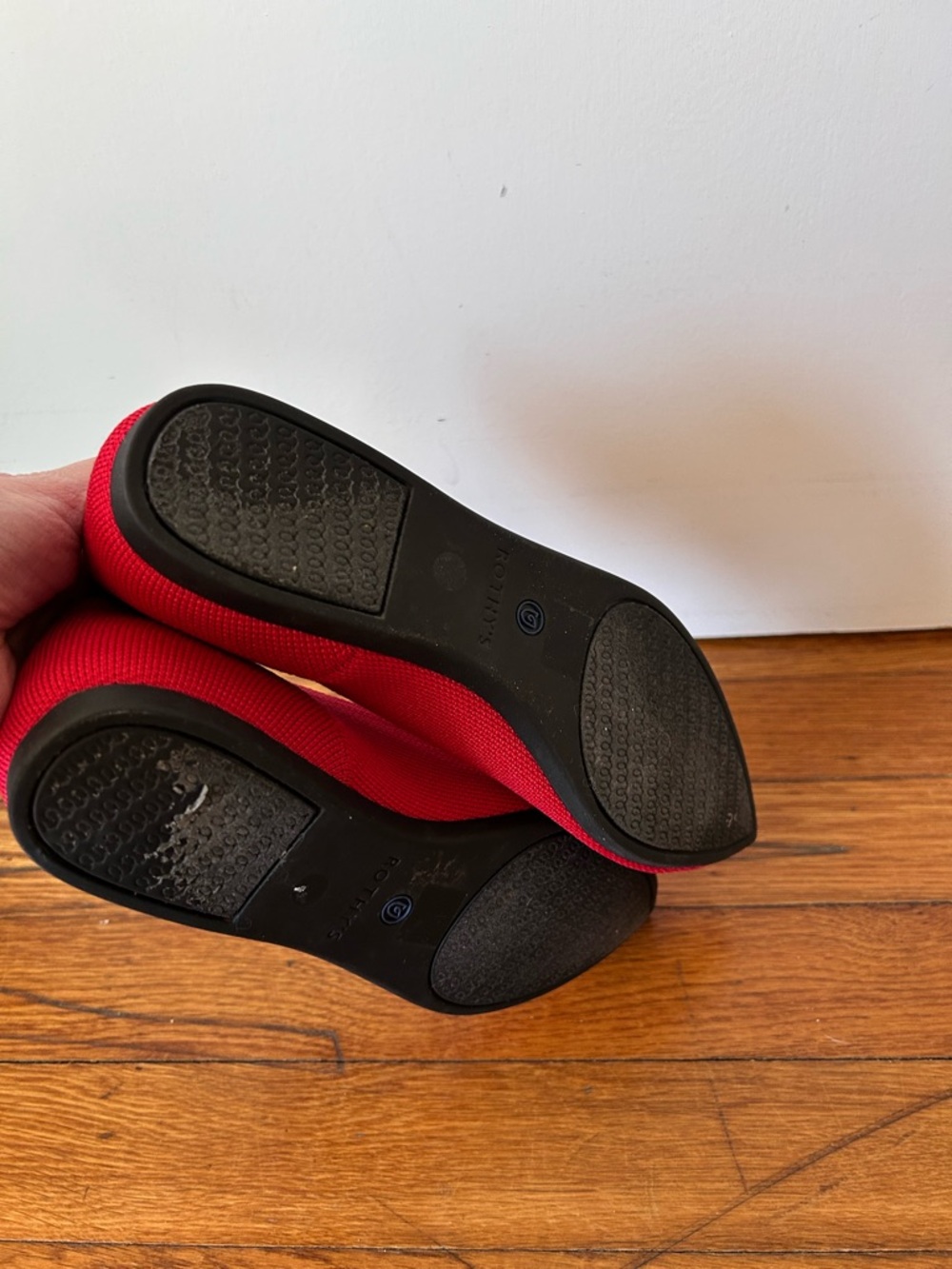Pointed Toe Red Knit Flats- Rothy's - Picture 4 of 4